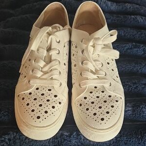 Alex Marie Cream Lace-Up Perforated Sneakers